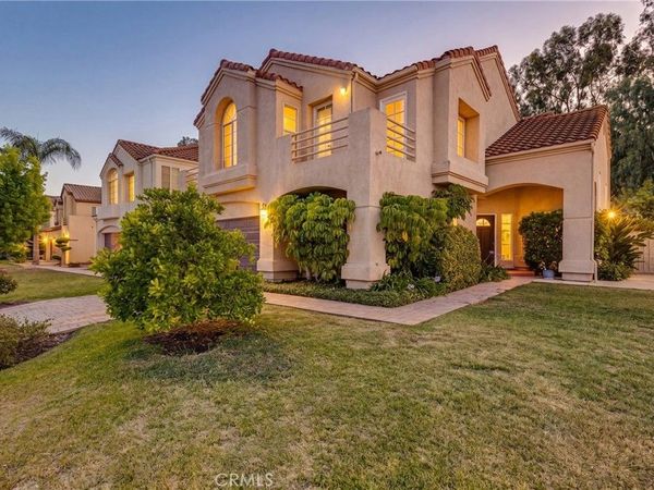 23234 Valerio, West Hills, CA 91307