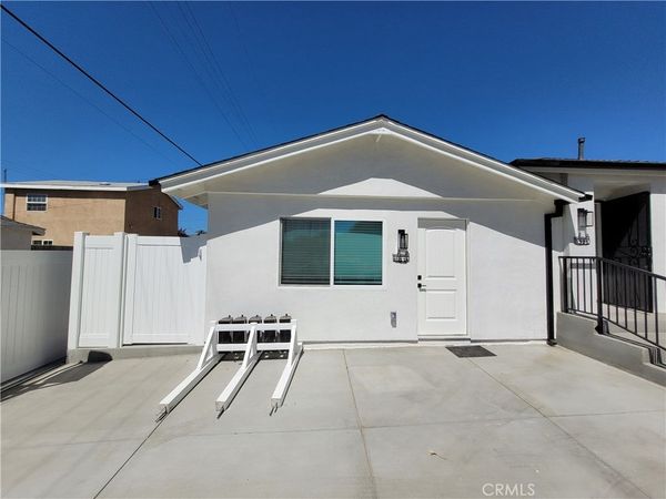 8321 Quartz Avenue, Unit 1/4, Winnetka, CA 91306