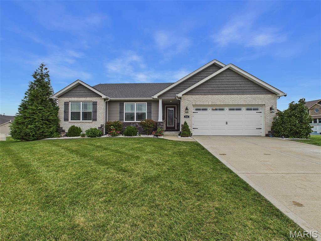 316 Maldon Way, Shiloh, IL 62221 Main Photo