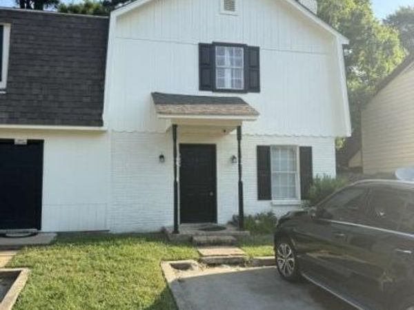 2702 Jamestown Way, Jackson, MS 39211