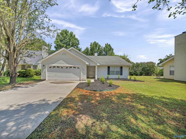 212 Sandy Wood Court, Madison, AL 35758