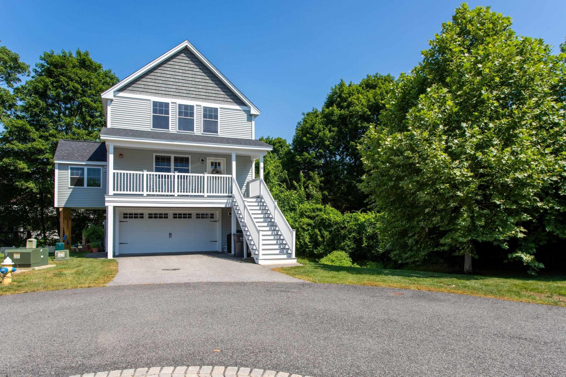 10 Charron Circle, Exeter, NH 03833 Main Photo
