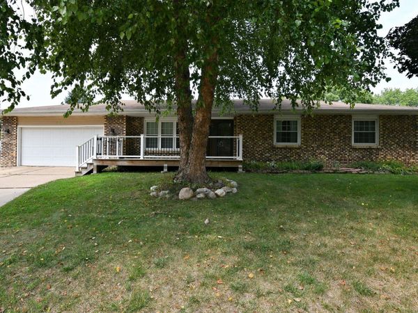 457 avon Court, Colona, IL 61241