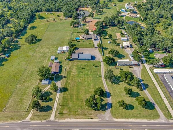 15639 SE 29th Street, Choctaw, OK 73020