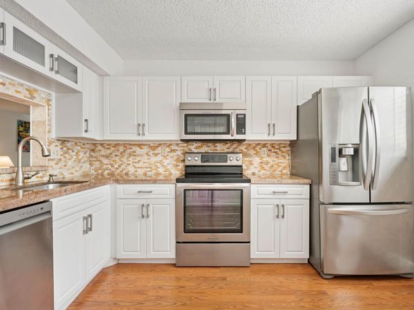 15450 E PEMBRIDGE Avenue E, Unit 192, Delray Beach, FL 33484