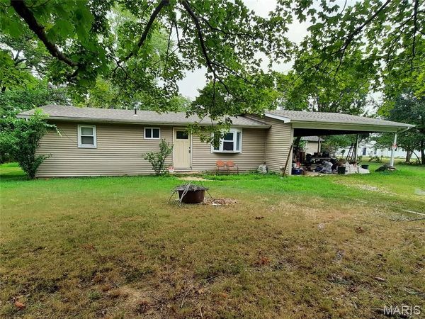 57 E West Road , Sullivan, MO 63080