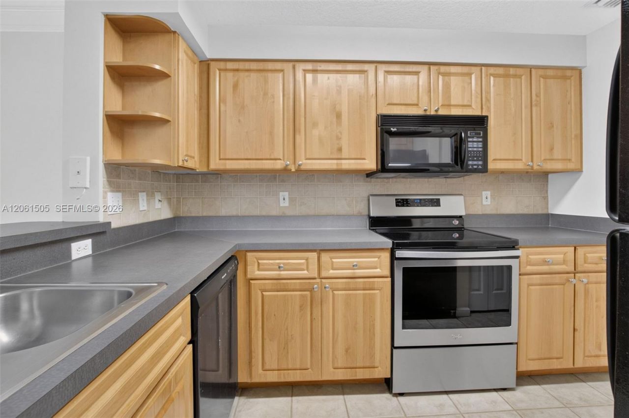2024 Alta Meadows Ln , Unit 807, Delray Beach, FL 33444 Photo