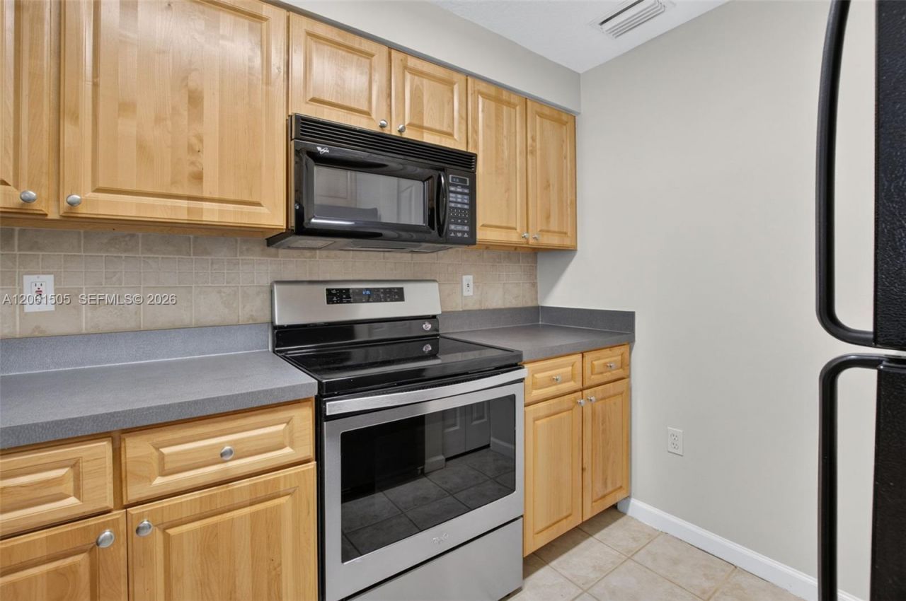 2024 Alta Meadows Ln , Unit 807, Delray Beach, FL 33444 Photo