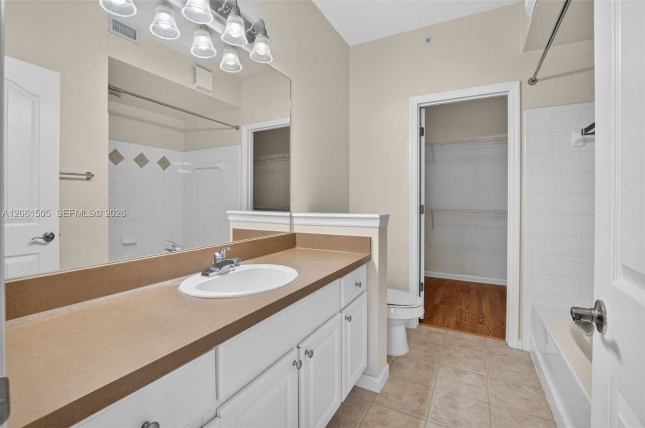2024 Alta Meadows Ln , Unit 807, Delray Beach, FL 33444 Photo