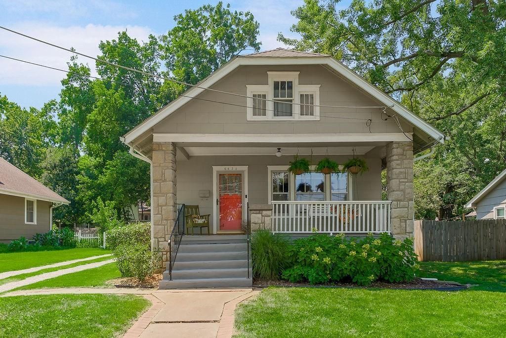6420 Floyd Street, Overland Park, KS 66202 Main Photo