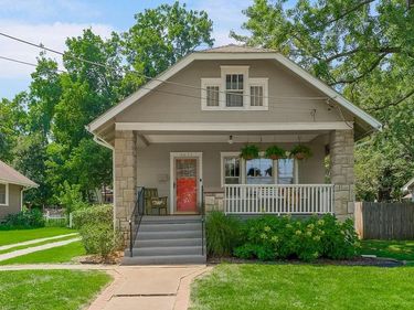 6420 FLOYD Street, Overland Park, KS 66202