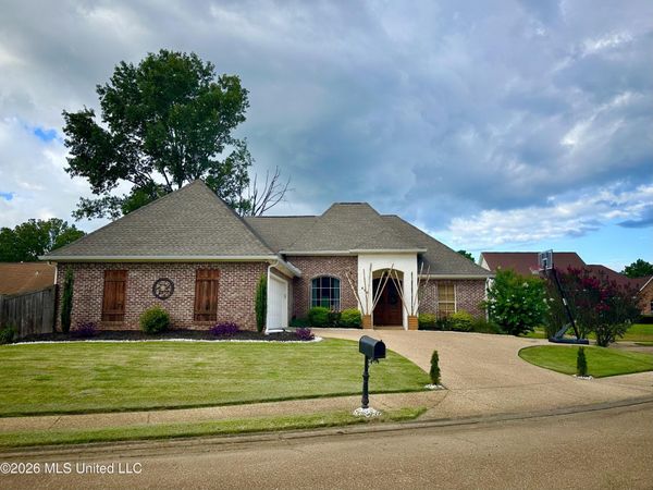 804 Stayton Cove, Byram, MS 39272