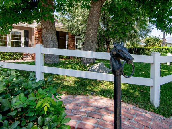 347 W Spazier, Burbank, CA 91506