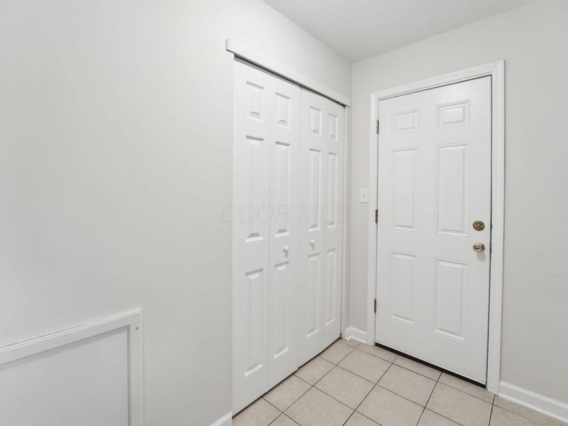 5084 Jameson Drive , Columbus, OH 43232 Photo 19