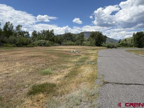 216 W Riverside Court, South Fork, CO 81154