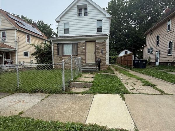 813 Beardsley Street , Akron, OH 44311