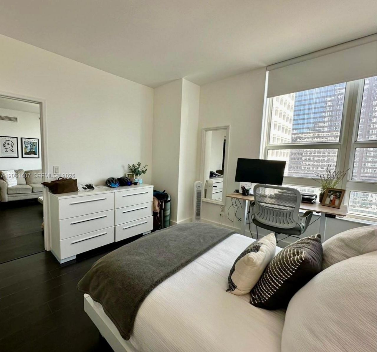 950 Brickell Bay Dr , Unit 2406, Miami, FL 33131 Photo