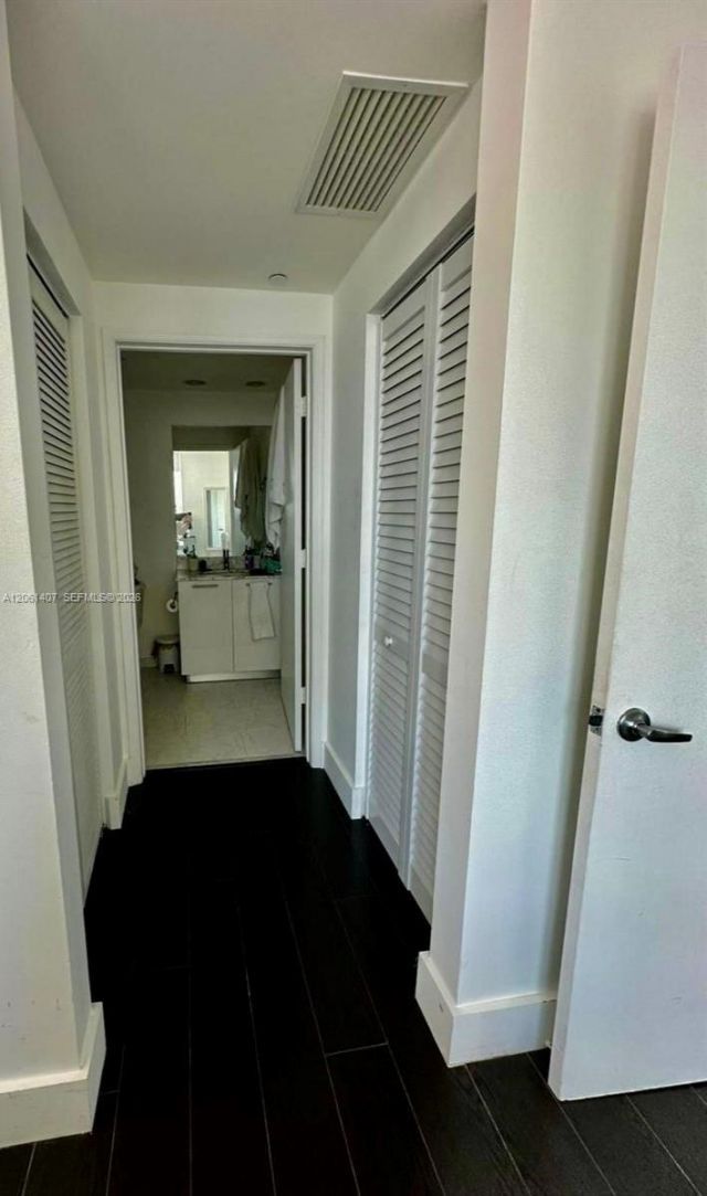 950 Brickell Bay Dr , Unit 2406, Miami, FL 33131 Photo