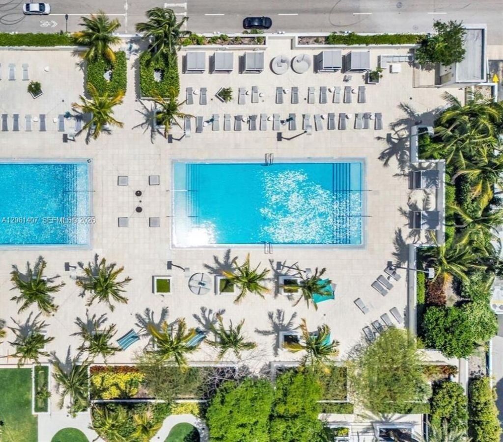 950 Brickell Bay Dr , Unit 2406, Miami, FL 33131 Photo