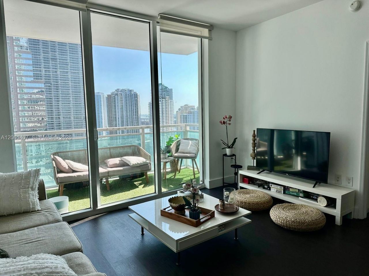 950 Brickell Bay Dr , Unit 2406, Miami, FL 33131 Photo