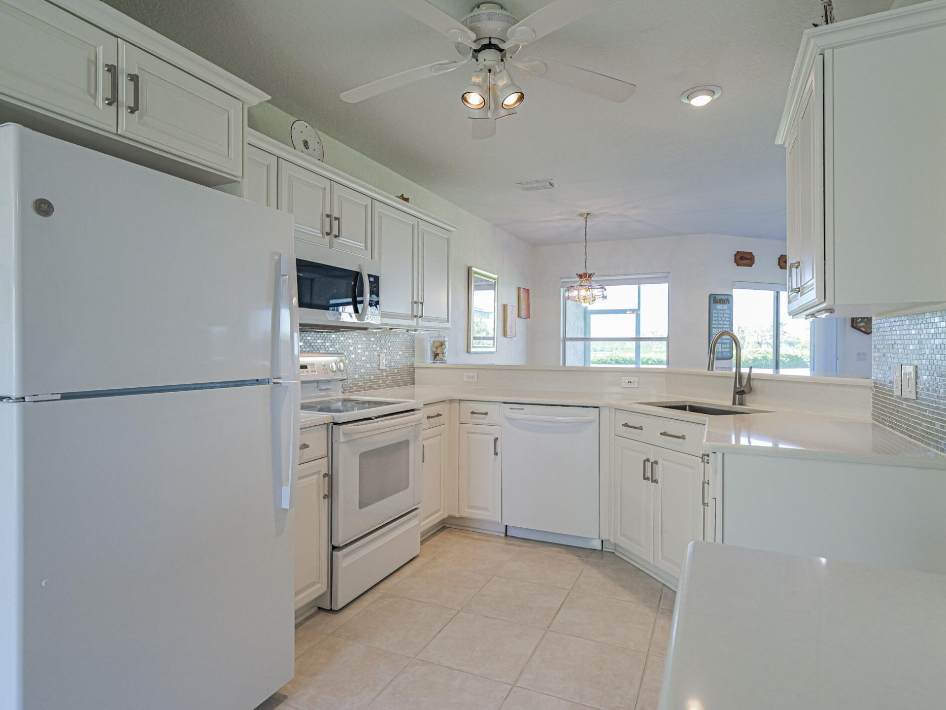 3223 S Lakeview Circle, Unit 20-8, Hutchinson Island, FL 34949 Photo