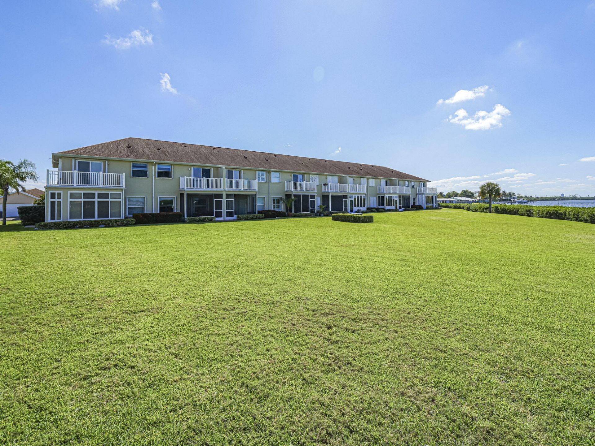 3223 S Lakeview Circle, Unit 20-8, Hutchinson Island, FL 34949 Photo