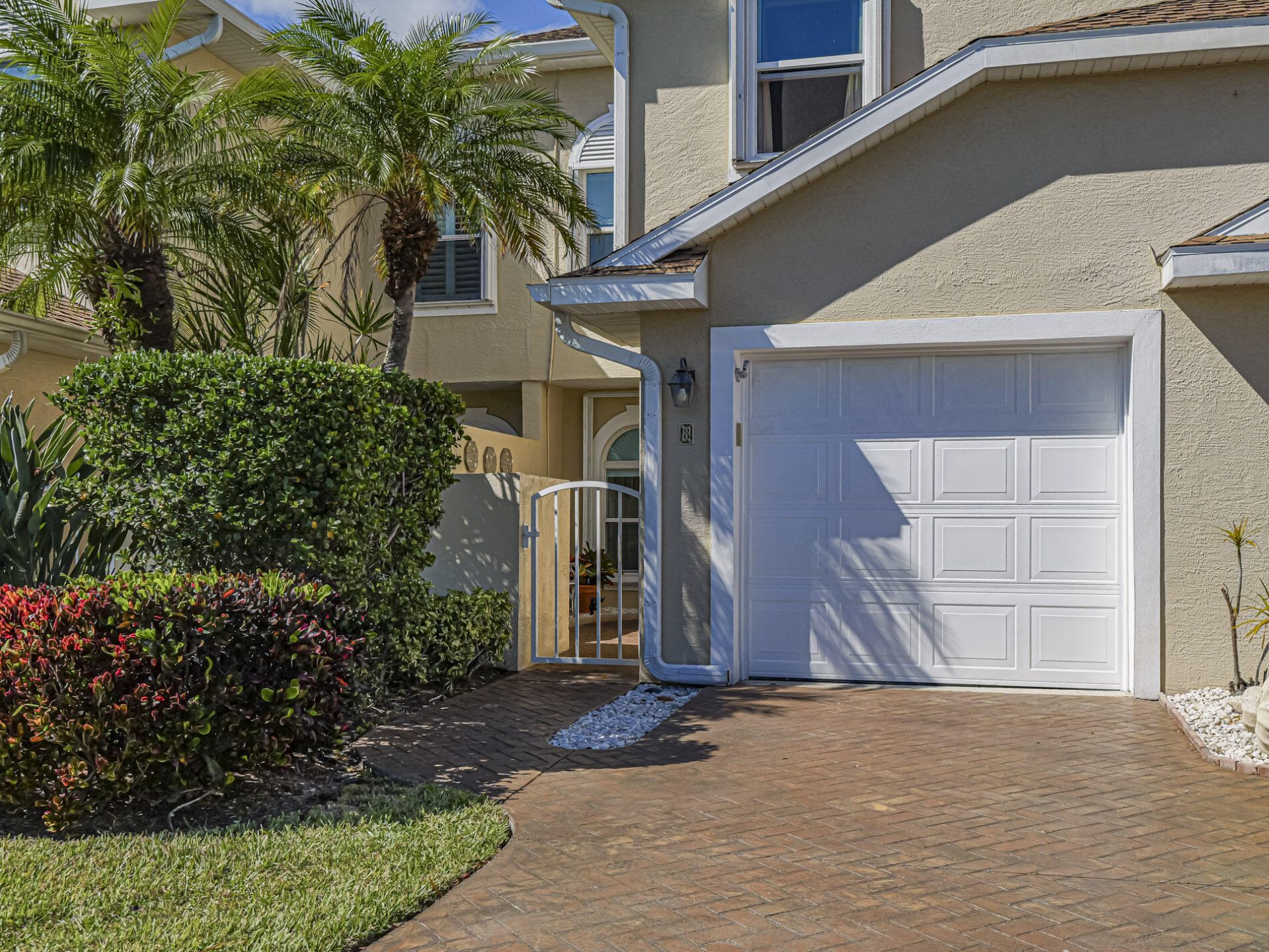 3223 S Lakeview Circle, Unit 20-8, Hutchinson Island, FL 34949 Photo