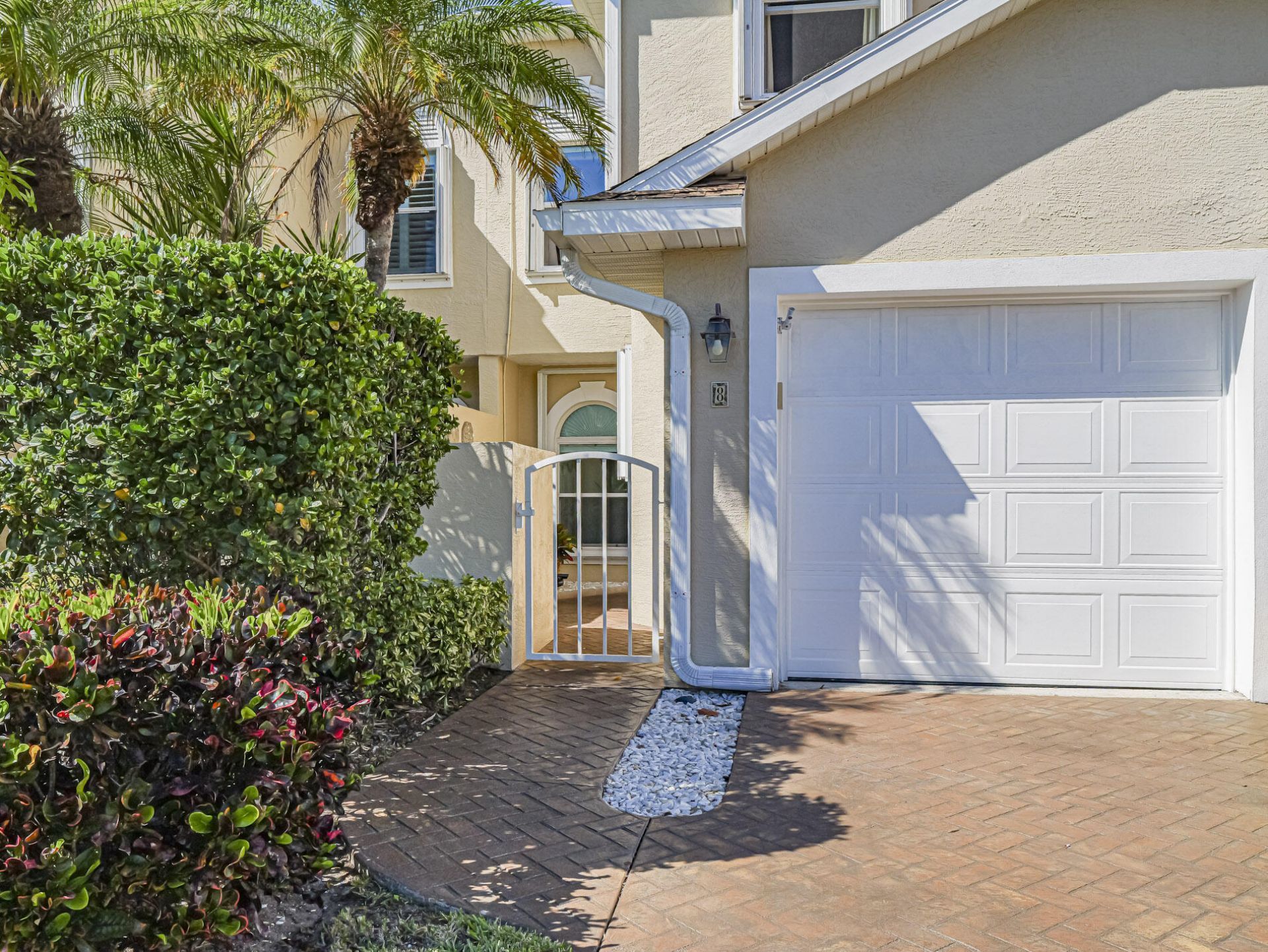 3223 S Lakeview Circle, Unit 20-8, Hutchinson Island, FL 34949 Photo