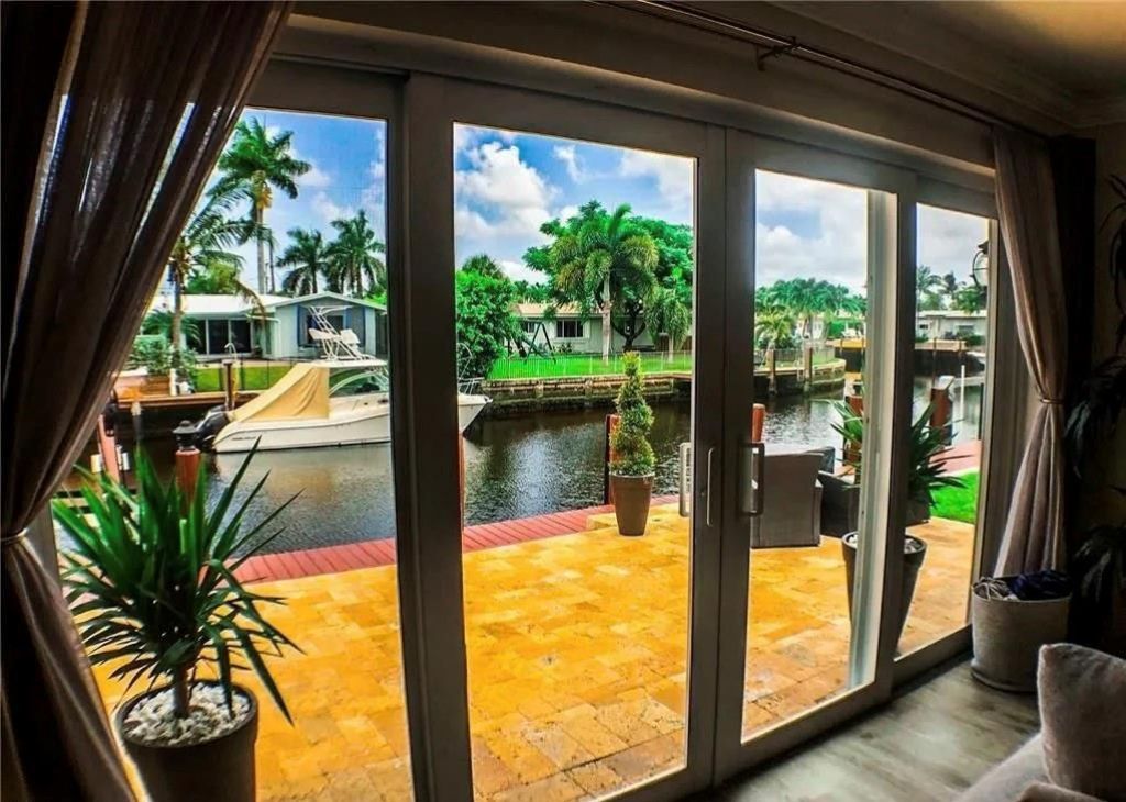 361 SE 9th Court, Pompano Beach, FL 33060 Photo