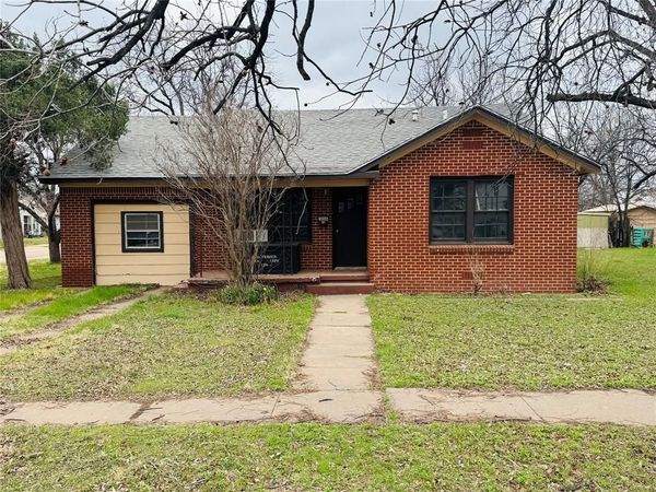 306 N D Avenue , Haskell, TX 79521