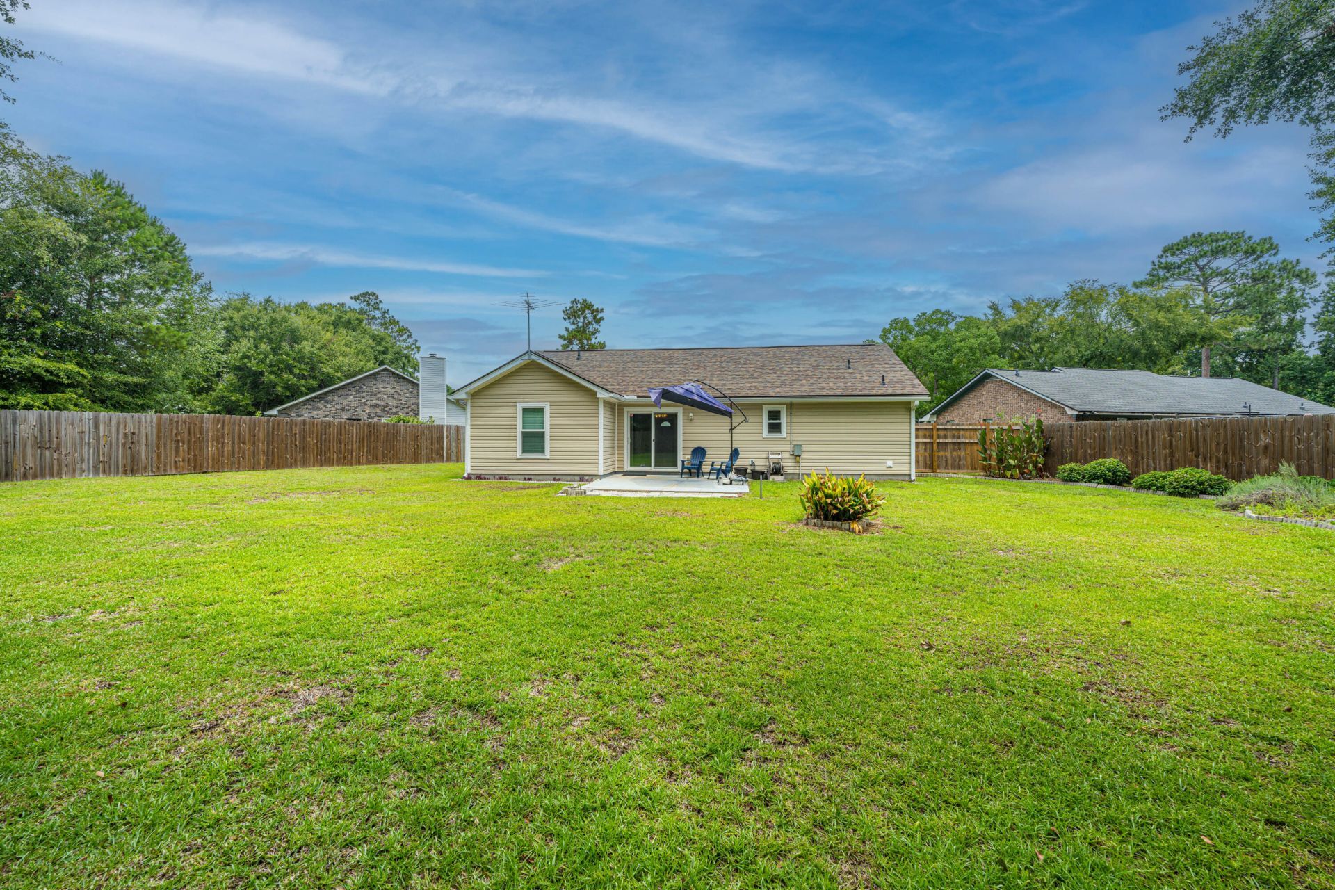 103 Felicia Court Photo 40