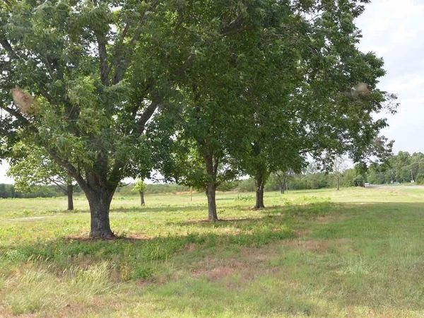 000 N Main St , Beebe, AR 72012