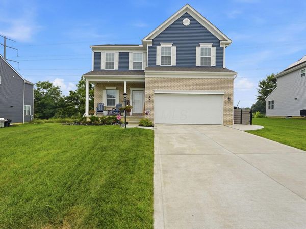 1165 Cunningham Avenue, Pataskala, OH 43062