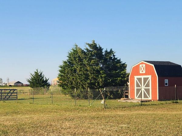 7598 E Oologah Road , Oologah, OK 74053
