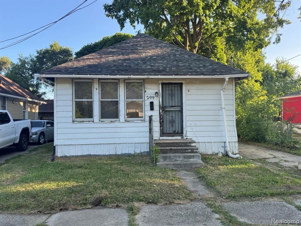 299 Raeburn Street, Pontiac, Mi 48341 Main Photo