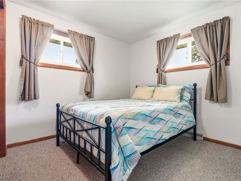 229 Kennedy Street, Louisville, OH 44641 Photo 12