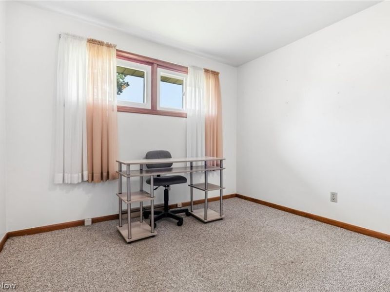 229 Kennedy Street, Louisville, OH 44641 Photo 13