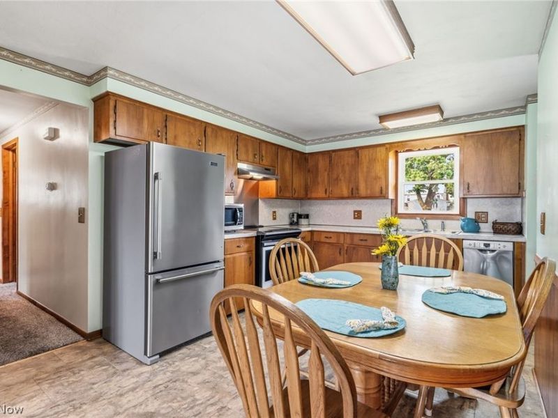 229 Kennedy Street, Louisville, OH 44641 Photo 7