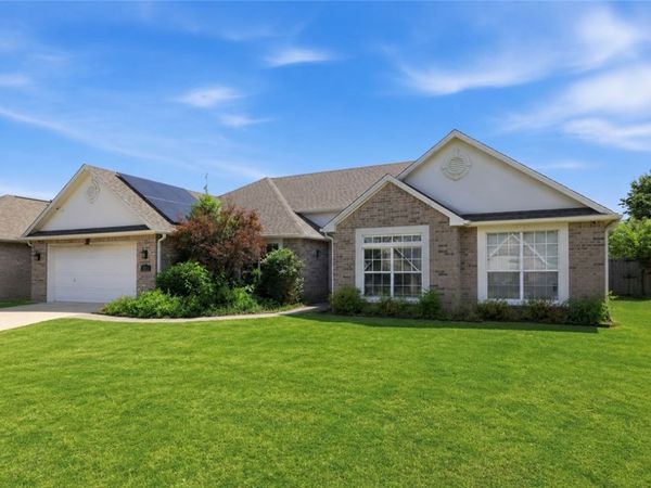 907 Quail Terrace , Rogers, AR 72756