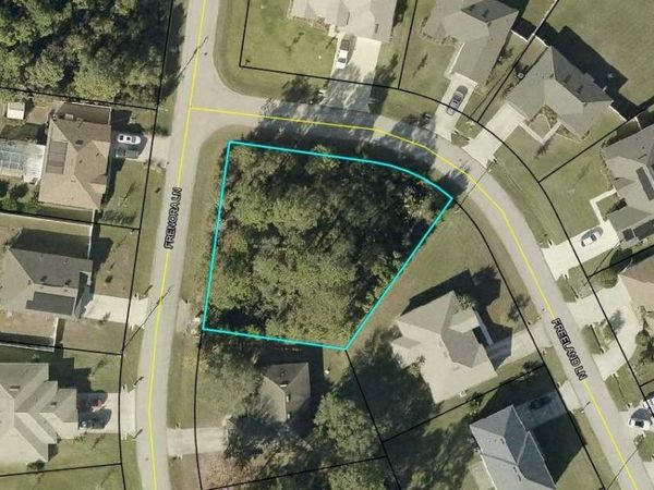 2 FREELAND LANE , PALM COAST, FL 32137