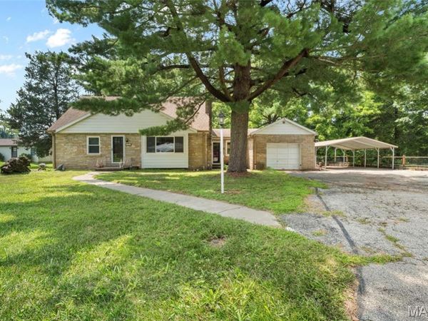 326 Hollywood Heights Road, Caseyville, IL 62232