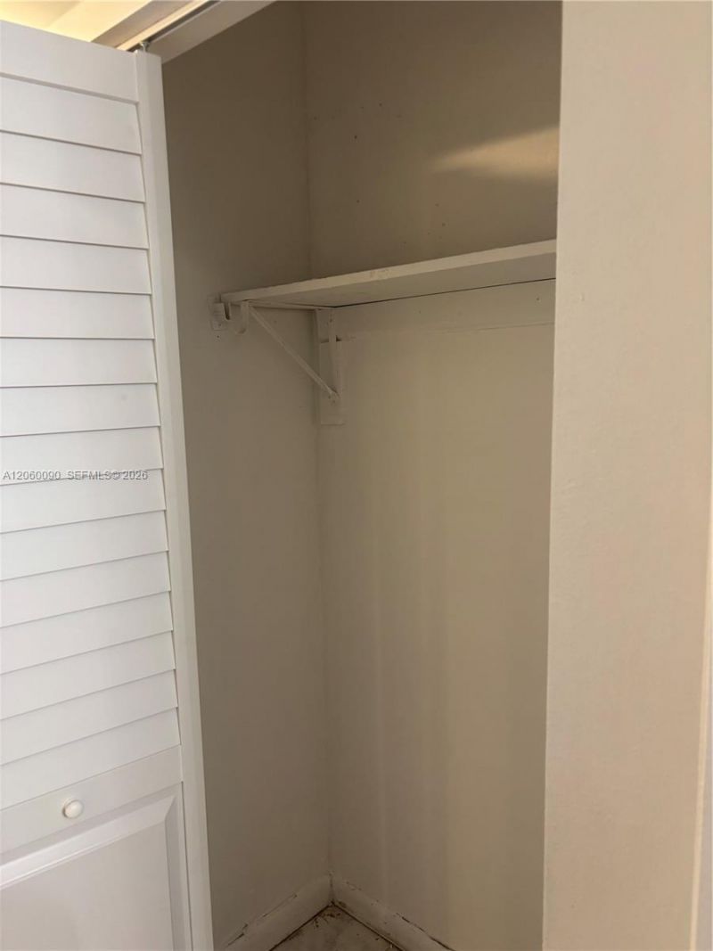 3600 NW 21st St , Unit 101, Lauderdale Lakes, FL 33311 Photo