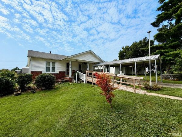 2753 Western Avenue, Bedford, IN 47421