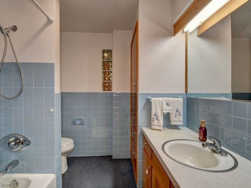 2400 Willow Brook Drive NW, Dover, OH 44622 Photo 26