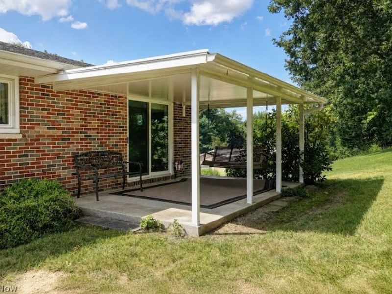 2400 Willow Brook Drive NW, Dover, OH 44622 Photo 39