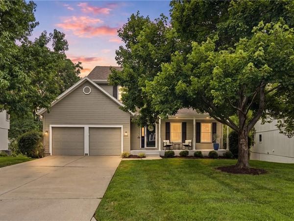 6500 W 155th Street, Overland Park, KS 66223