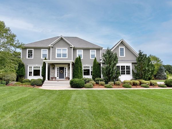 25 Linden Ln, Rehoboth, MA 02769