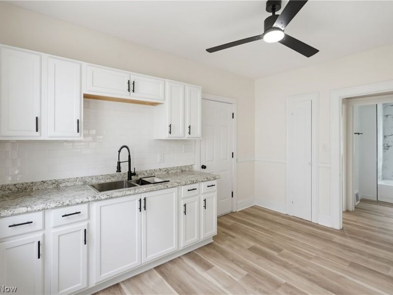 4070 E 141st Street, Cleveland, OH 44128 Photo 8