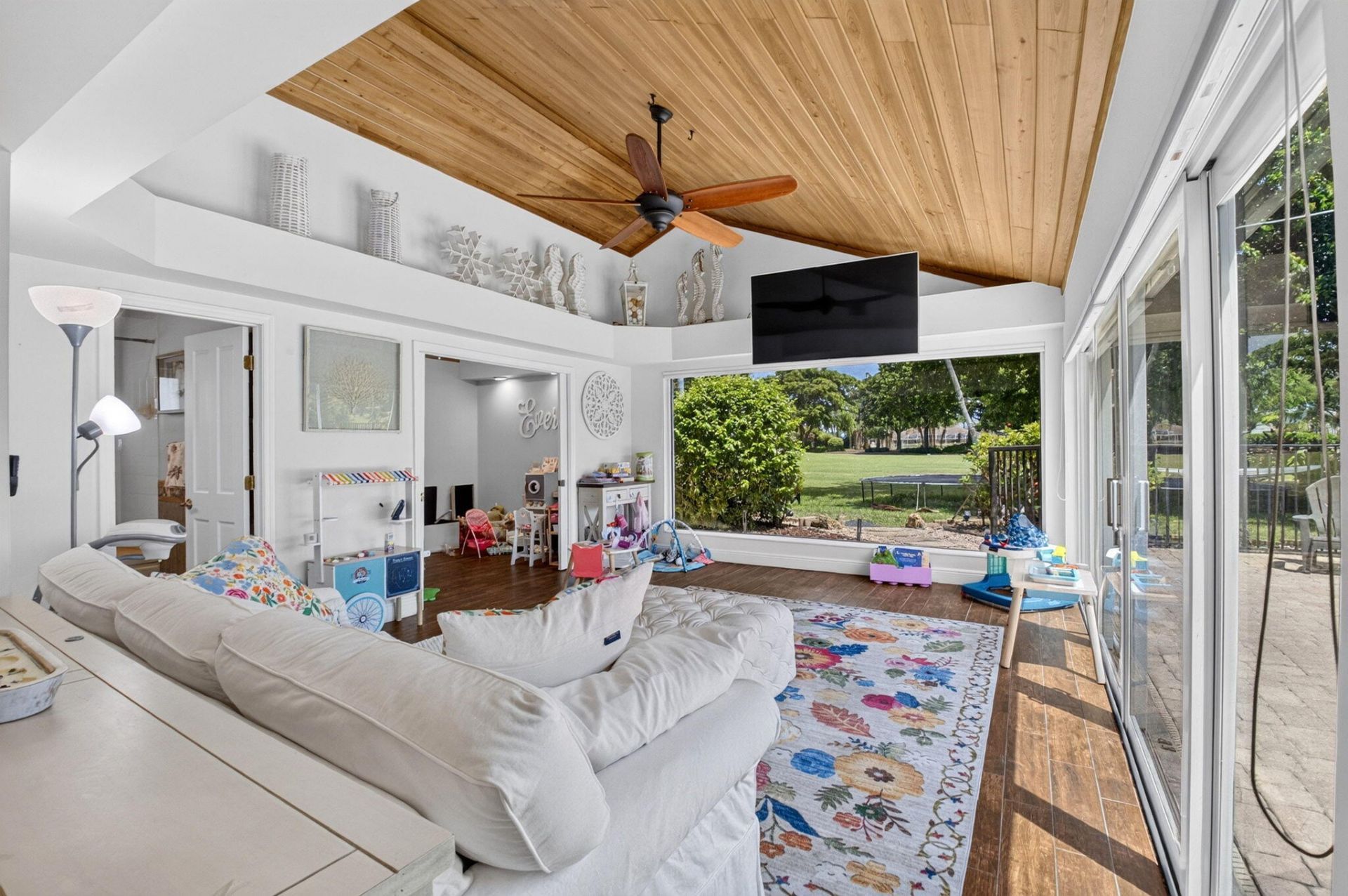 244 Walton-heath Drive, Atlantis, FL 33462 Photo