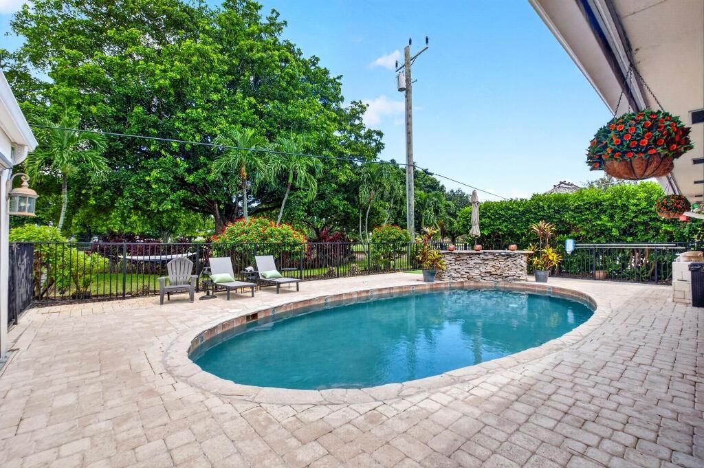 244 Walton-heath Drive, Atlantis, FL 33462 Photo